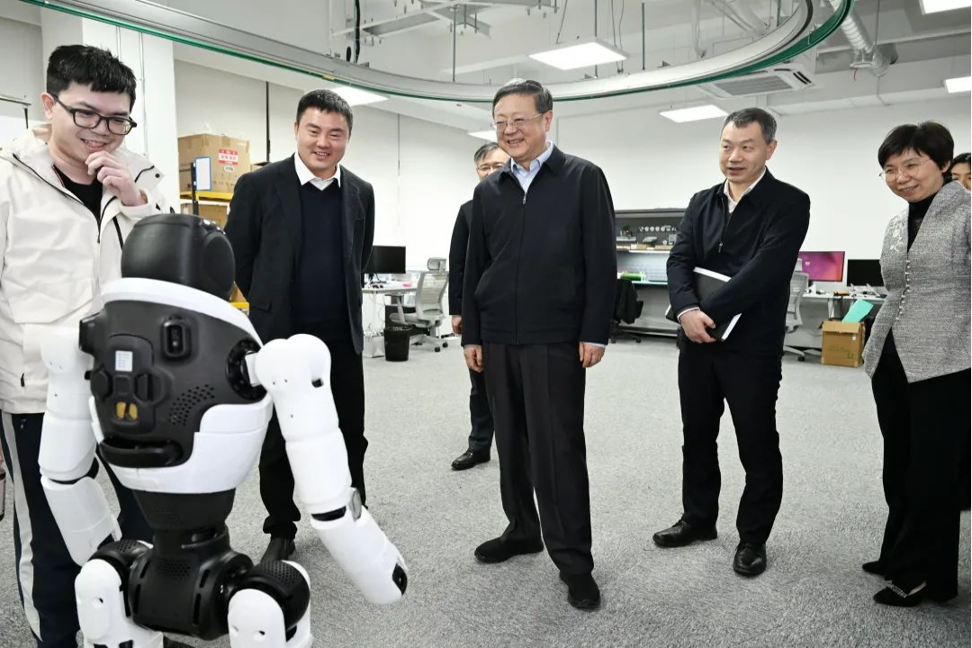 上海市委书记陈吉宁专题调研Uwin电竞机器人
